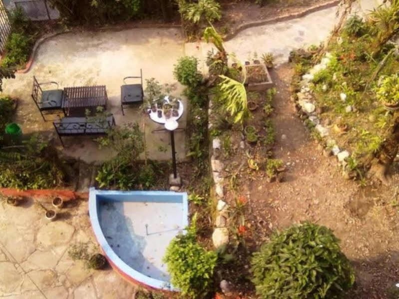Sukhim Guest House Гангток Екстериор снимка